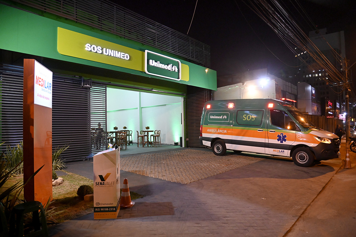 Foto 1 — Inauguração SOS Unimed Goiânia III