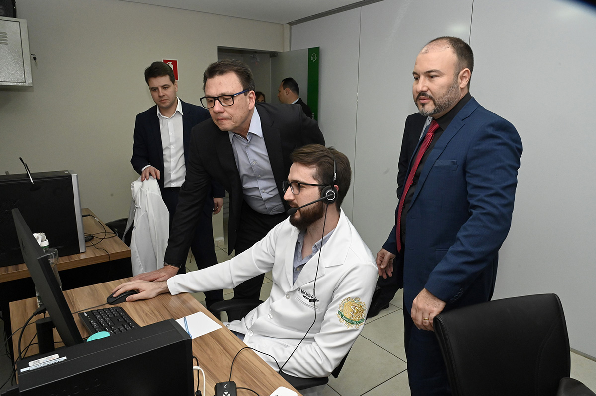 Foto 13 — Inauguração SOS Unimed Goiânia III